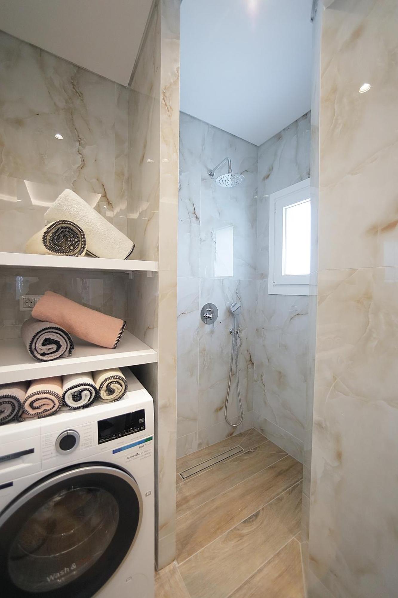 Sam Casa Luxury Living *